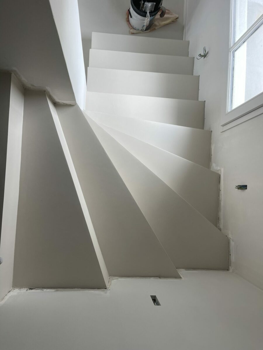 Design Et Beton Beton Cire A Quimper Sols Escalier En Beton Cire A Quimper La Torche Plomeur Brest Lorient 1